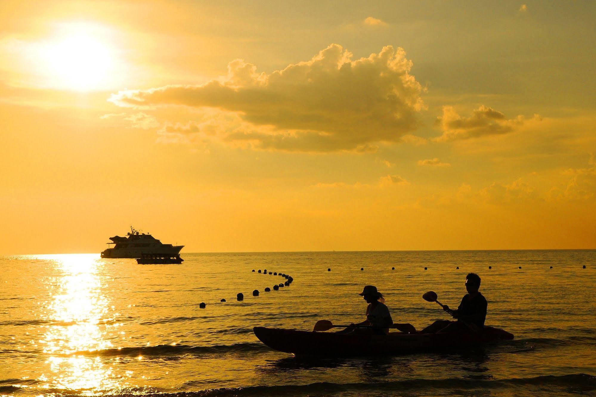 Lima Coco Resort Koh Samet Bagian luar foto